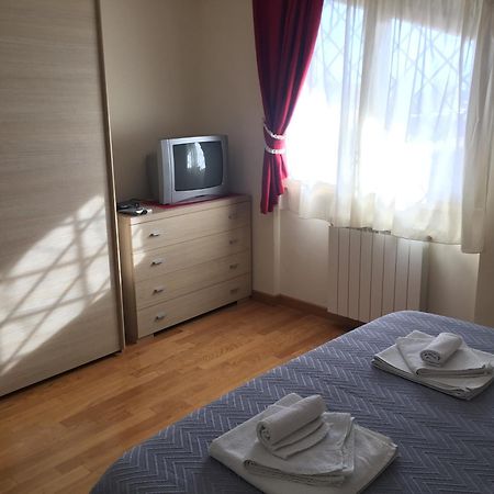 Bed&Breakfast Riccio&Lella Fiumicino Exterior foto