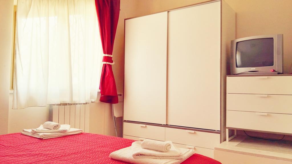 Bed&Breakfast Riccio&Lella Fiumicino Exterior foto